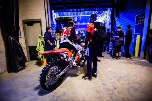 TLD’s Seely Battles For Another Top-10 Finish