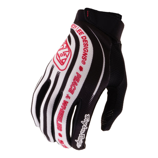 GP Pro Glove Streamline Black / White