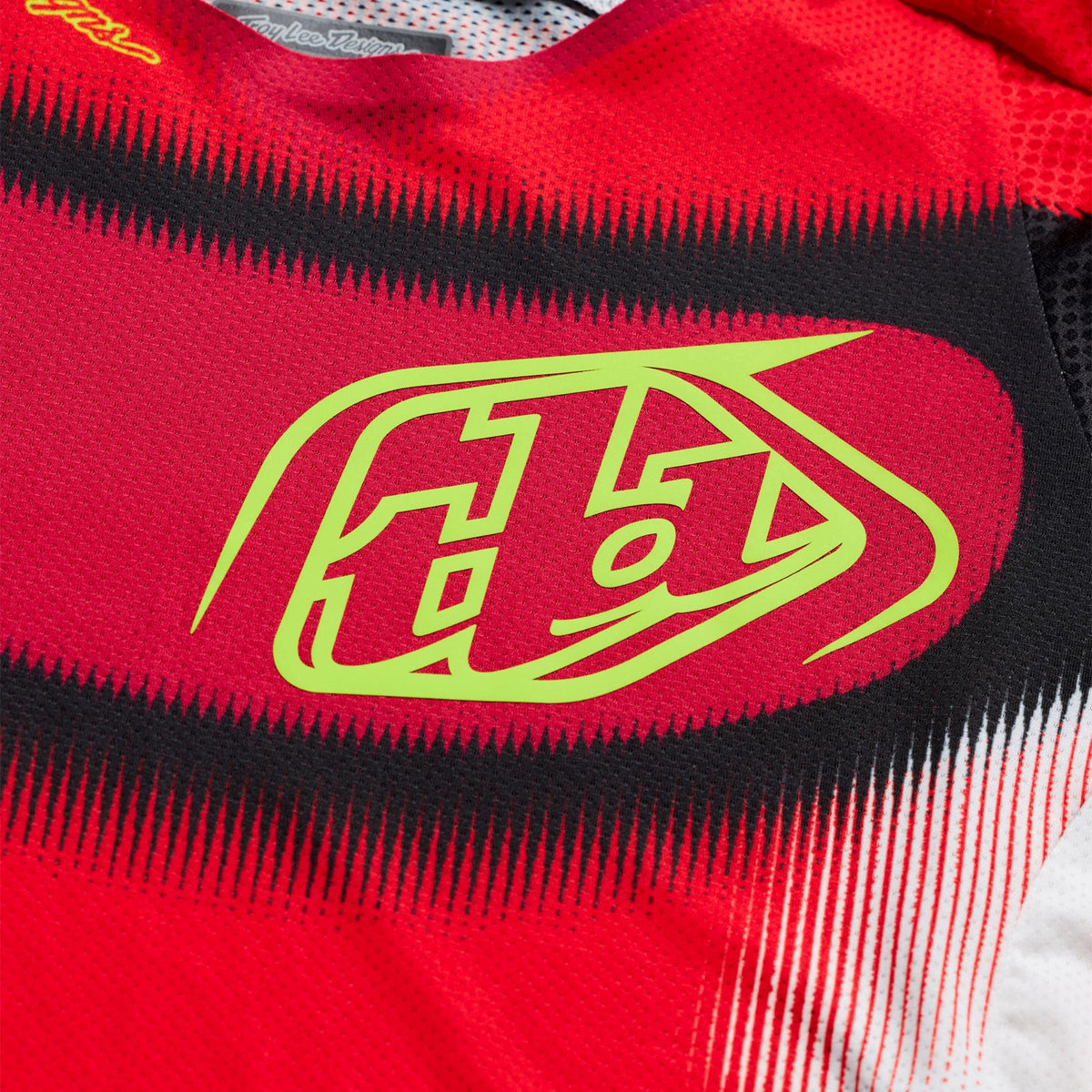 SE Pro Jersey Illusion Red / Black