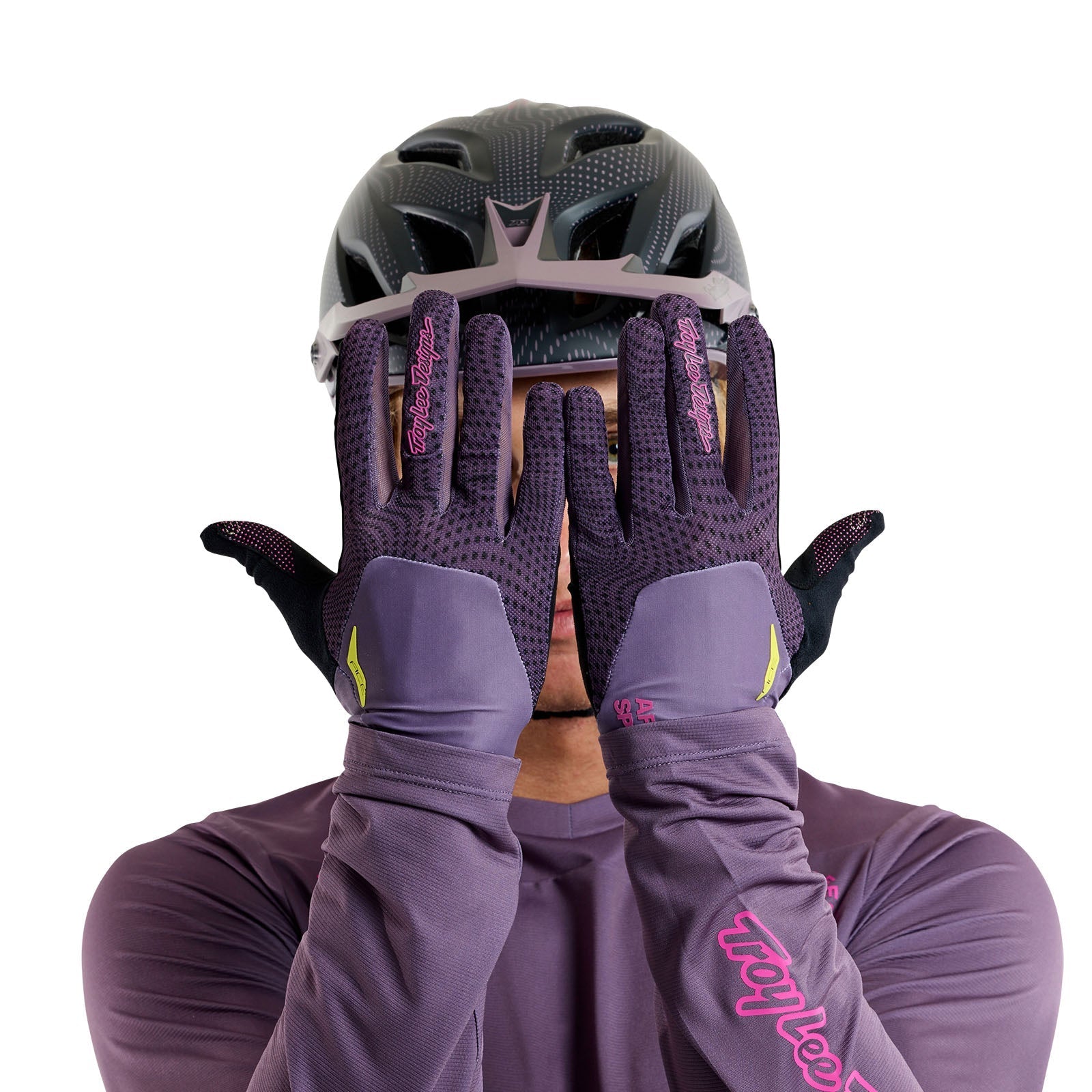TLD Ace 2.0 Glove Radioscape Deep Purple