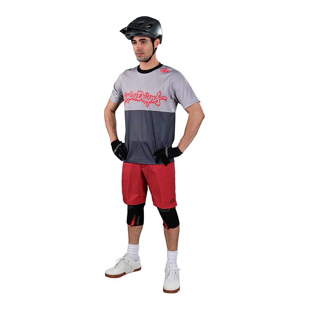 Troy Lee Flowline Shifty Short Shell Solid Baked Apple